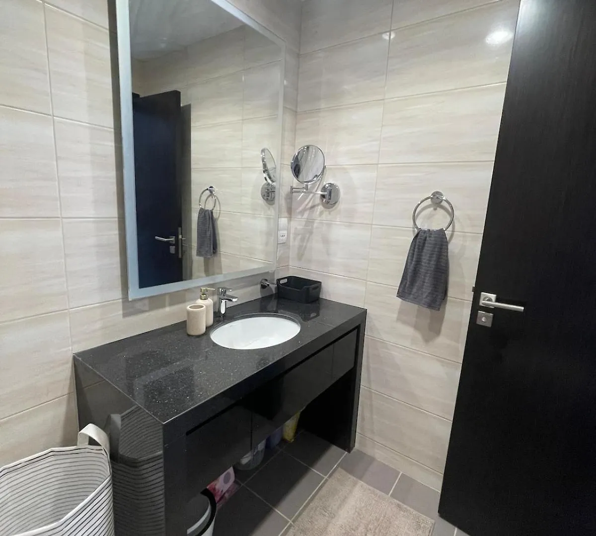 Zentrales Luxus Apartment In Dubai